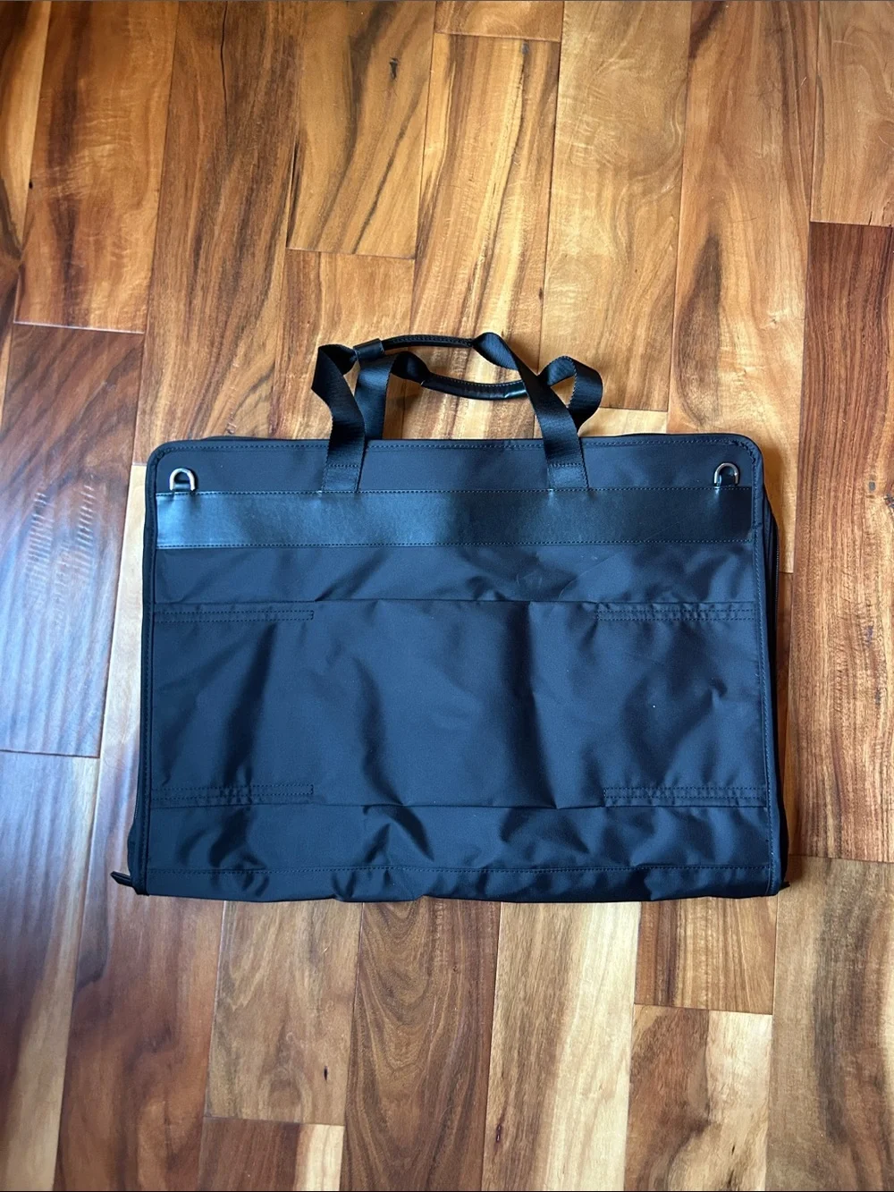 Samsonite Black Garment Bag with Carry Handles
